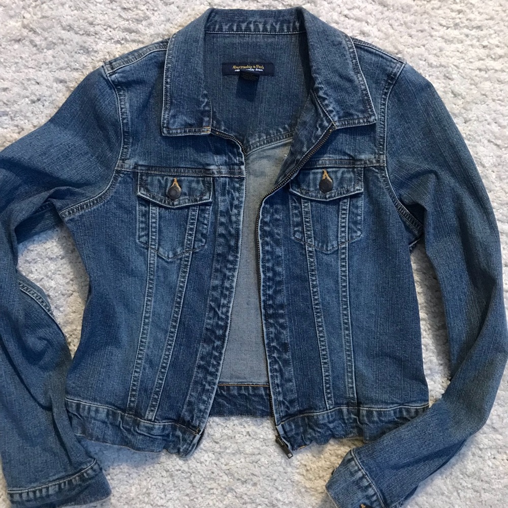 Abercrombie & Fitch Women’s Jean Jacket size M